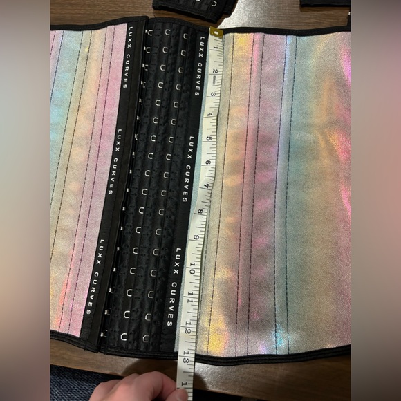 Luxx Curves Waist Trainer 3xl With 4 Clip Extenders - Picture 7 of 15
